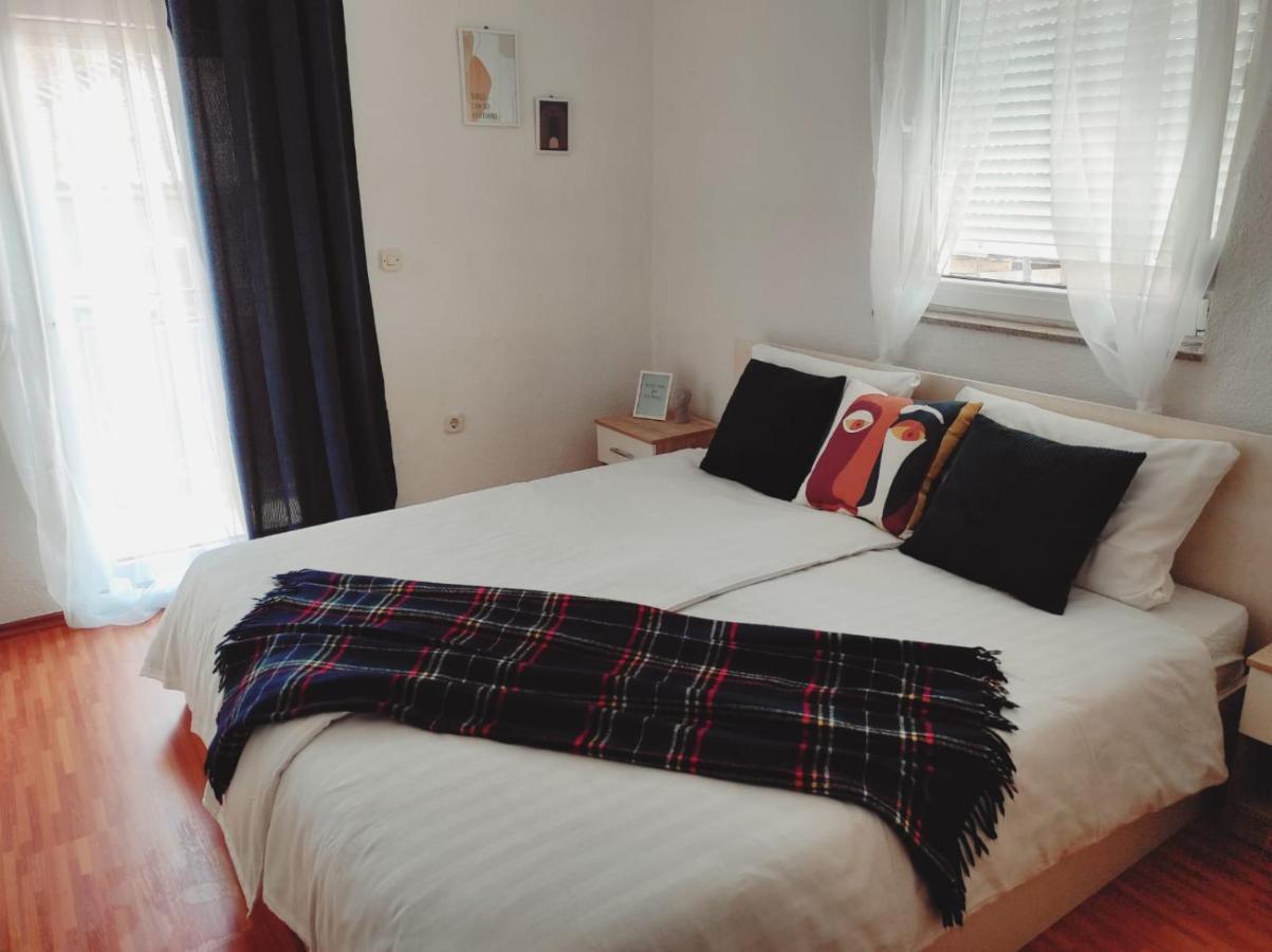 Apartman "Like At Home" ヤイツェ エクステリア 写真