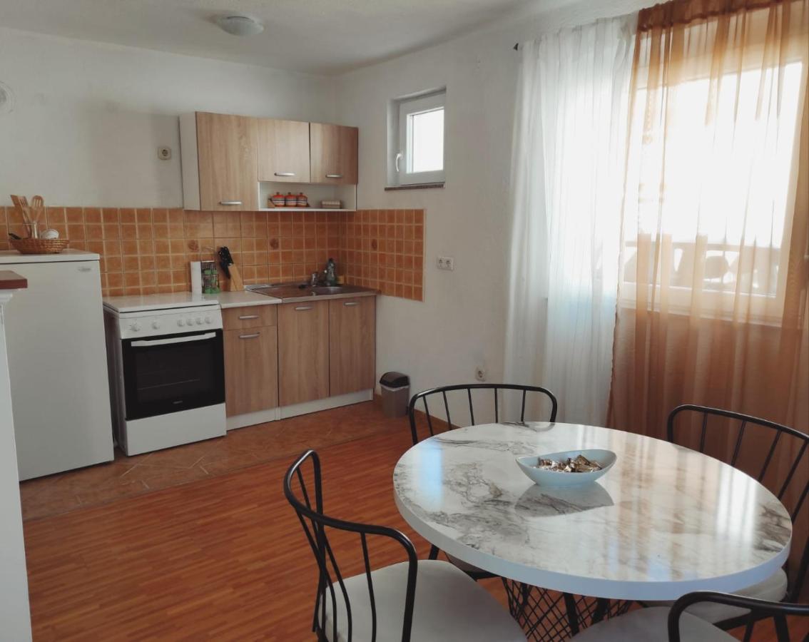 Apartman "Like At Home" ヤイツェ エクステリア 写真