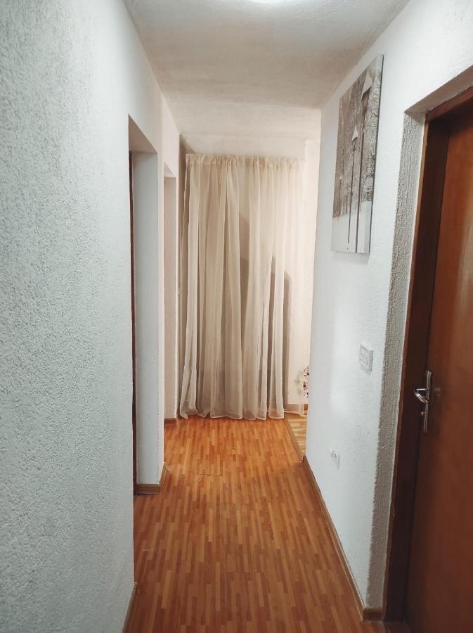 Apartman "Like At Home" ヤイツェ エクステリア 写真